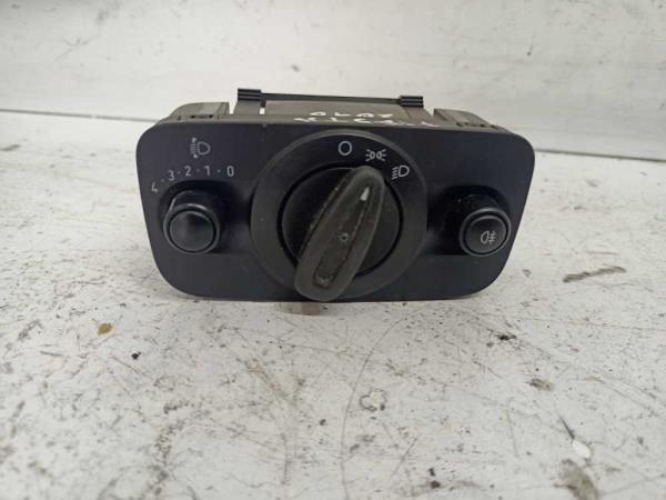 COMMODO FORD FIESTA 2008-2013 ( PHARE UNIQUEMENT ) - Vue 1